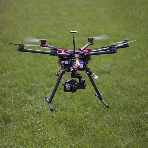 Produzioni-video-con-lutilizzo-di-droni-profesisonali Droni Professionali per riprese video 4k e full HD